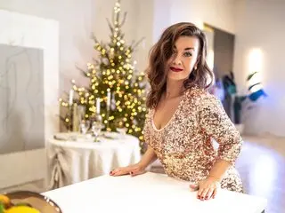 Jasmin AnaHemsworth
