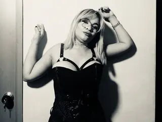 Anal BelliniSarah