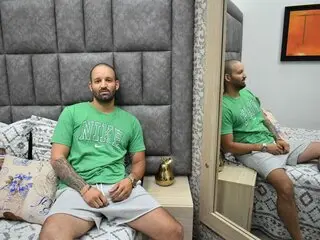 Real DominicDefferrar