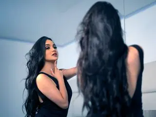 Show GabyLambert