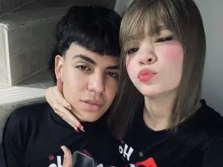 Toy GiselleAndIsaac
