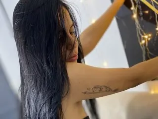Nude LauraMarcel